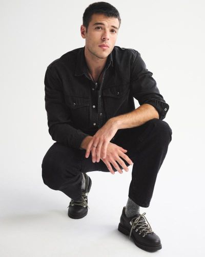 Camisa de denim abotonada