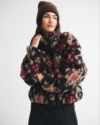 Chamarra de felpa con cierre